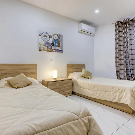 Beautiful 3br Apt With Panoramic Terrace In Qawra By 360 Estates San Pawl il-Baħar