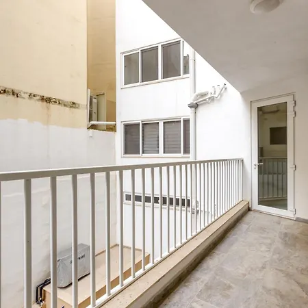 Beautiful 3br Apt With Panoramic Terrace In Qawra By 360 Estates セント・ポールズ・ベイ