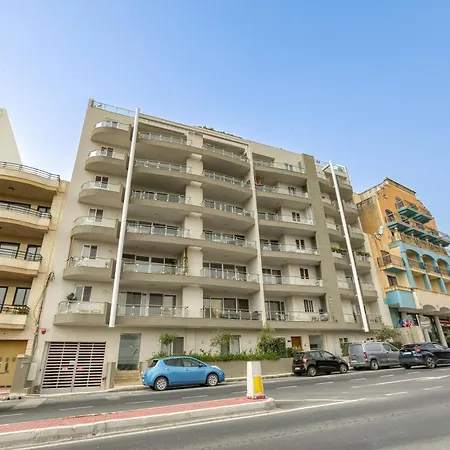 Beautiful 3br Apt With Panoramic Terrace In Qawra By 360 Estates アパート セント・ポールズ・ベイ
